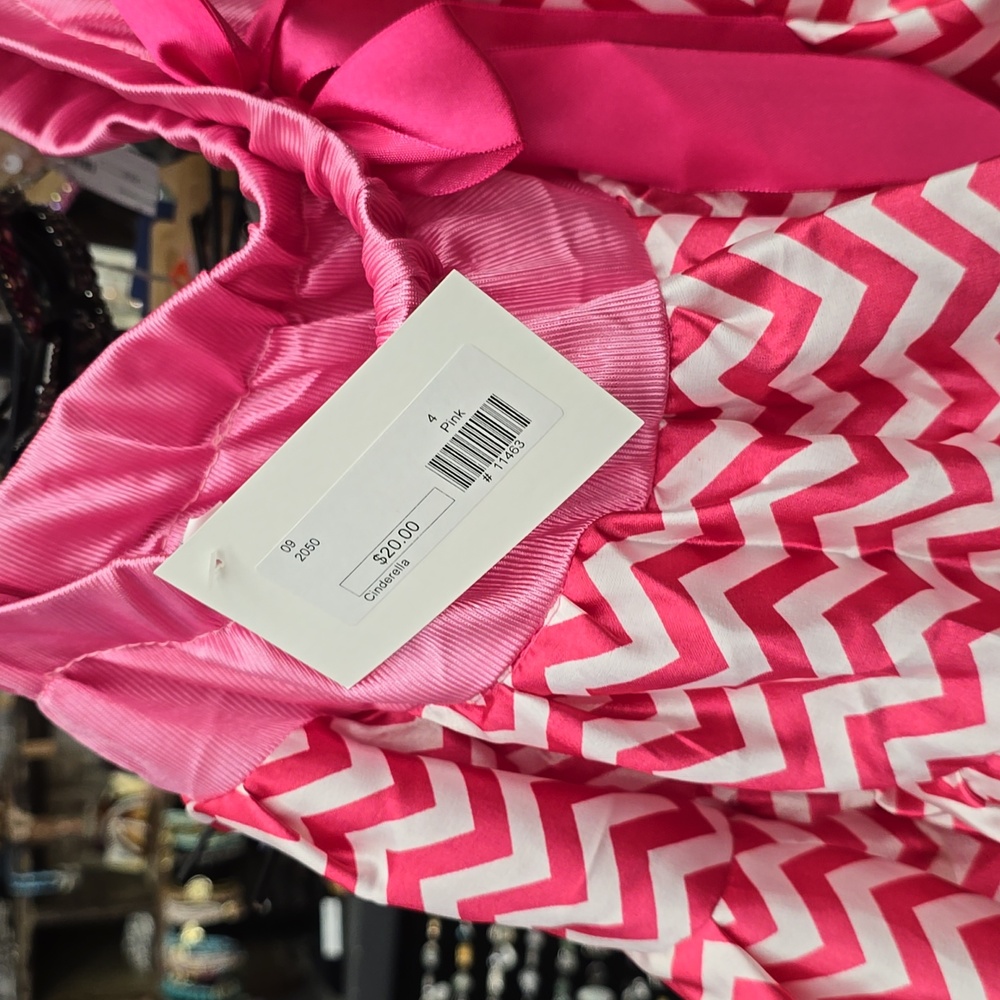 Pink Chevron Print Tutu - Picture 3 of 3